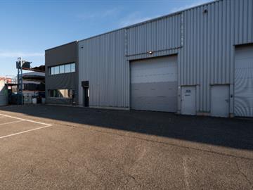 Industrieel gebouw Te huur Temse
